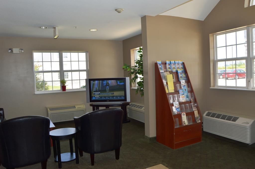 Microtel Inn And Suites By Wyndham Miami Ok Esterno foto